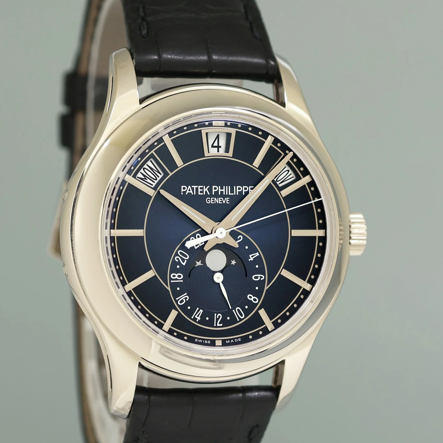 MINT PAPERS Patek Service Patek Philippe 5205G White Gold Annual Calendar Blue Watch - Image 3