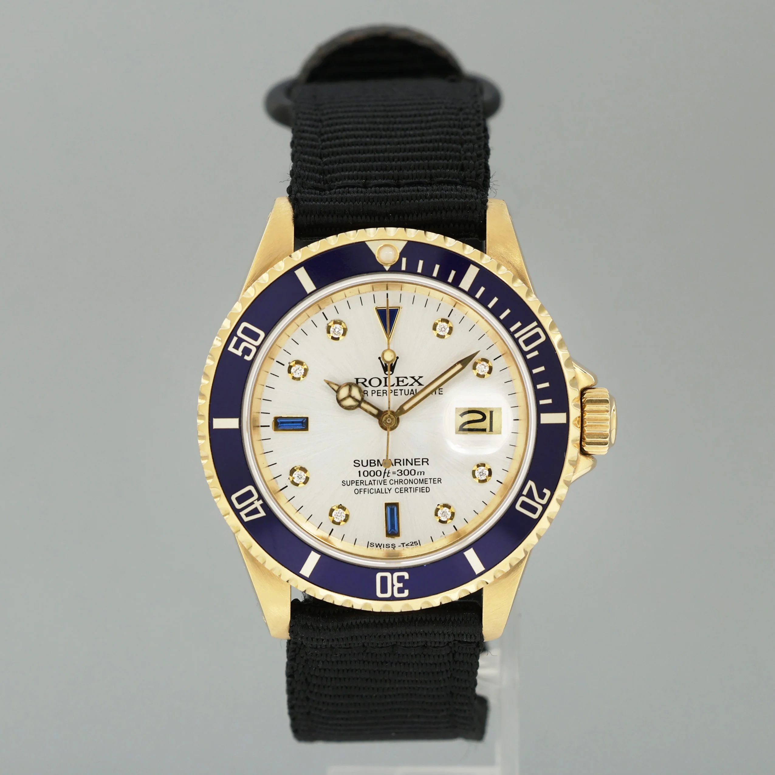 Rolex Submariner Silver Diamond Dial 16808 Oyster Yellow Gold 40mm Watch Box - Image 2